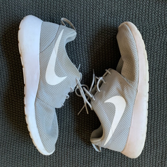 roshe one wolf grey